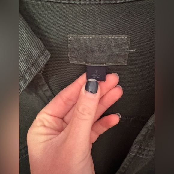 Universal Threads Women's Green Boilersuit Jumpsuit Size 2 Casual - Picture 2 of 3